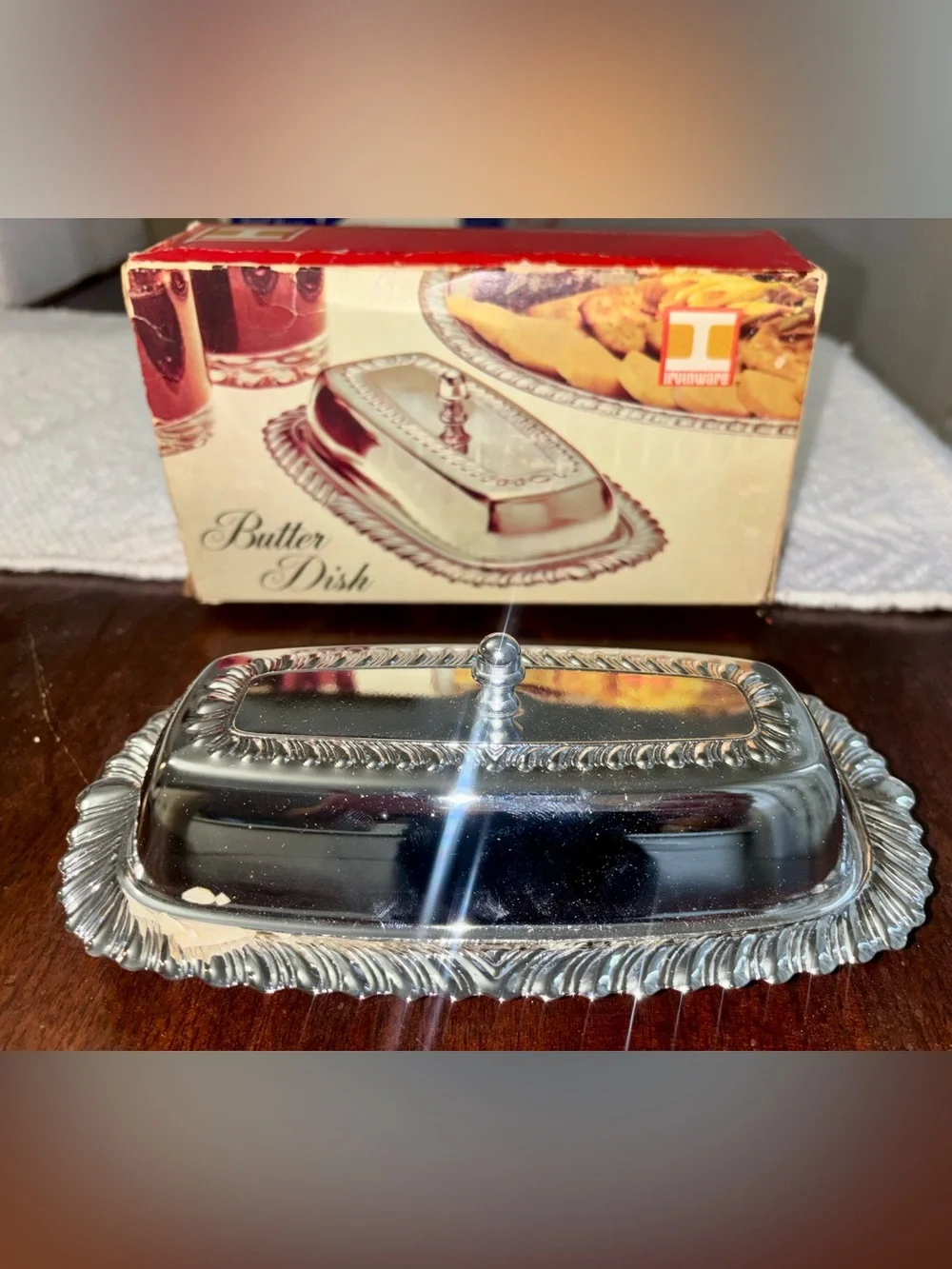 Vintage 1974 Irvinware Butter Dish with glass liner